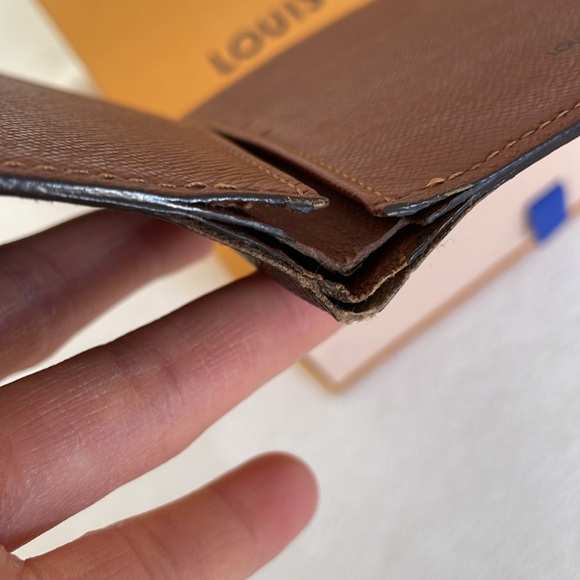 Louis Vuitton Monogram Men's Wallet Bifold Card Holder - Picture 10 of 11